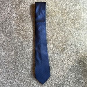 Slim tie